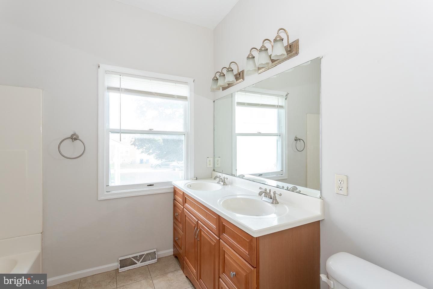 1923 Valley Road Coatesville, PA 19320 - Photo 15 of 36 Gallery Image 15