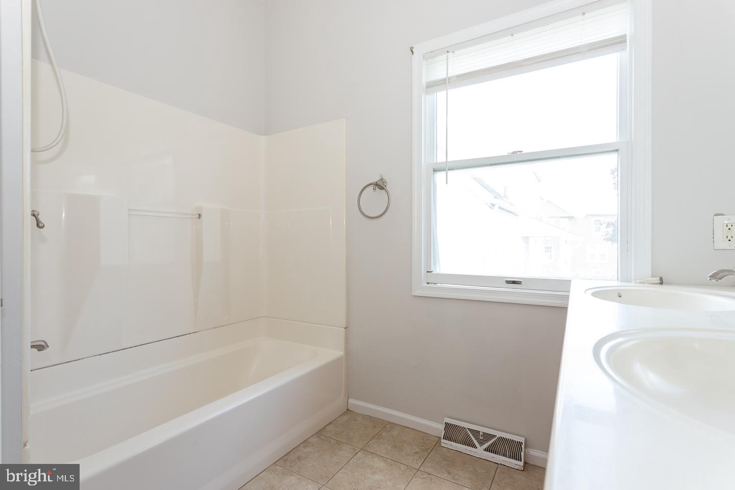 1923 Valley Road Coatesville, PA 19320 - Photo 16 of 36 Gallery Image 16