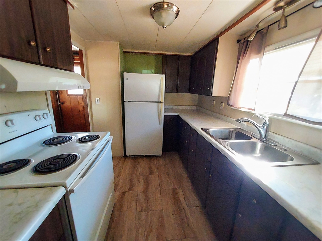 5 Surrey Lane Brookfield, MA 01506 - Photo 17 of 31