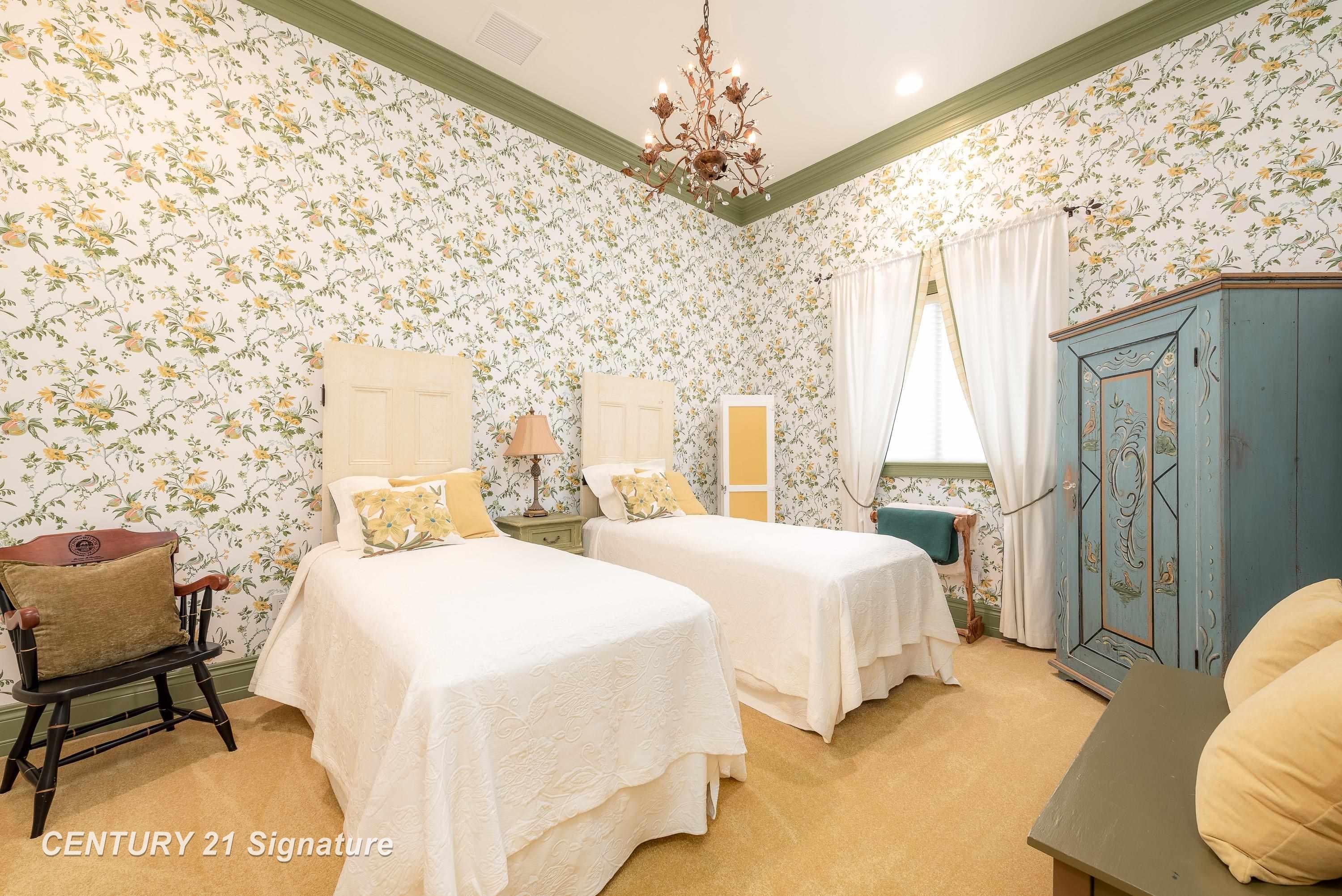 1111 North Water Street Bay City, MI 48708 - Photo 49 of 71 50213767-e6cf508d-2cea-47fa-a2d6-9ebd8cac647f.JPG