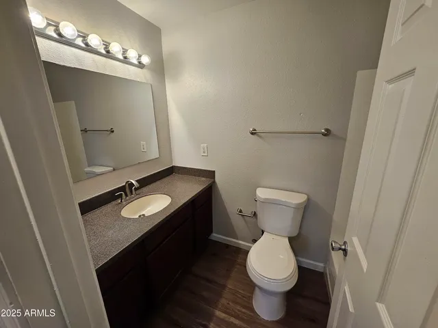 $1,195 | 424 West Brown Road, Unit 206, Mesa, AZ 85201