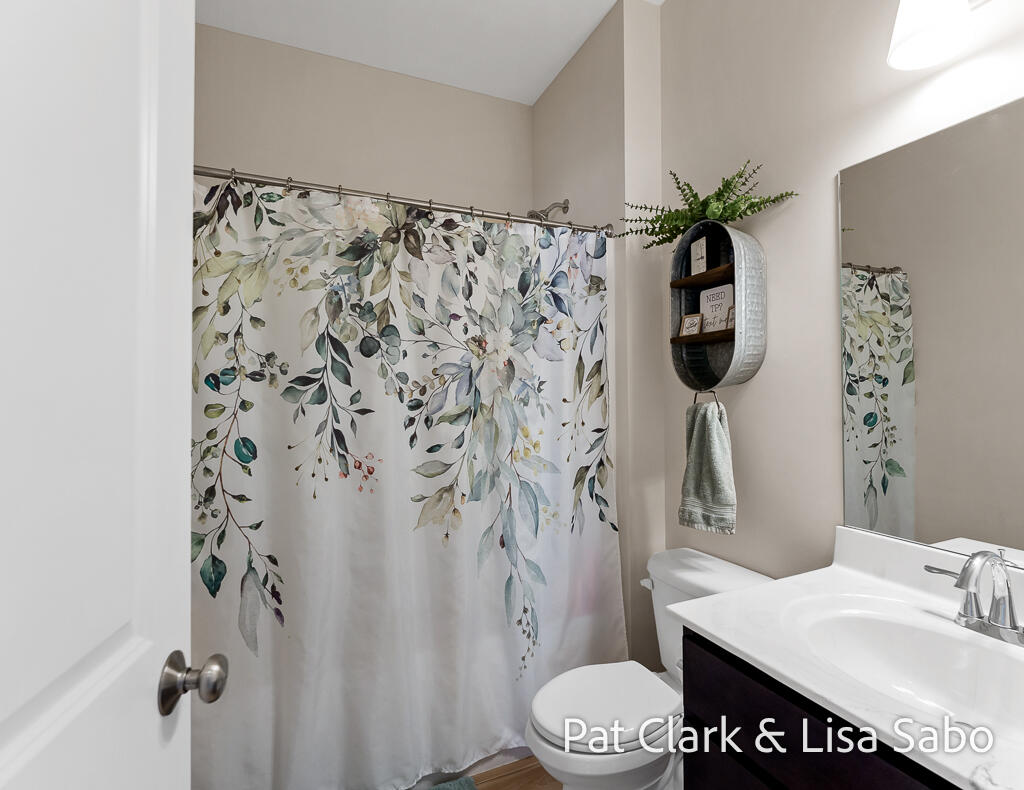 2426 Eagle Ridge Muskegon, MI 49444 - Photo 13 of 47 2426EagleRidge-28LoRes