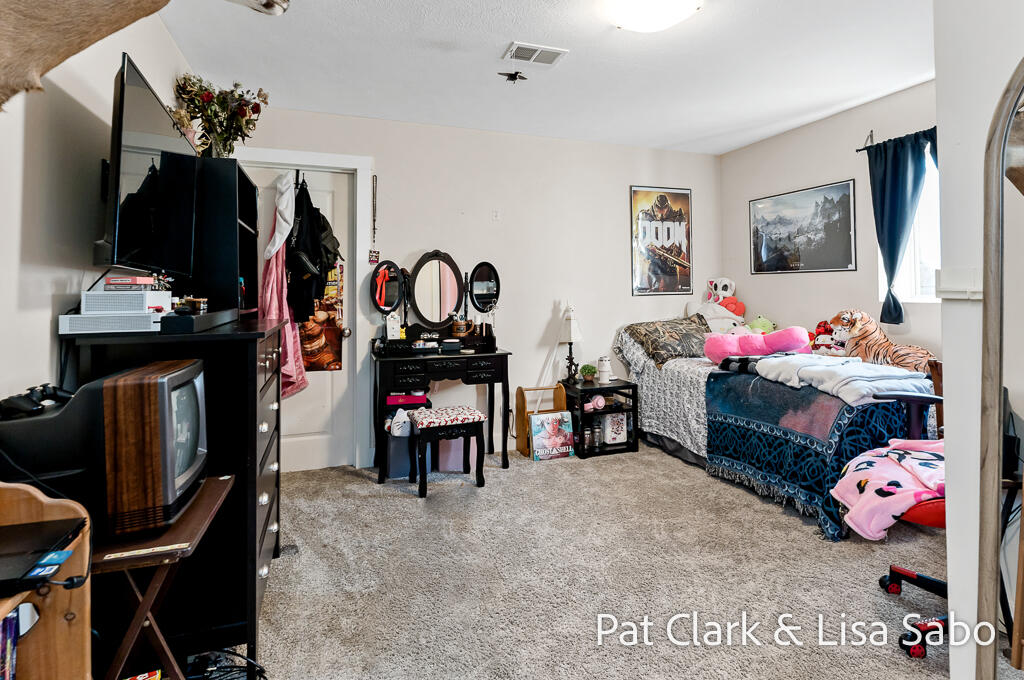 2426 Eagle Ridge Muskegon, MI 49444 - Photo 23 of 47 2426EagleRidge-39LoRes