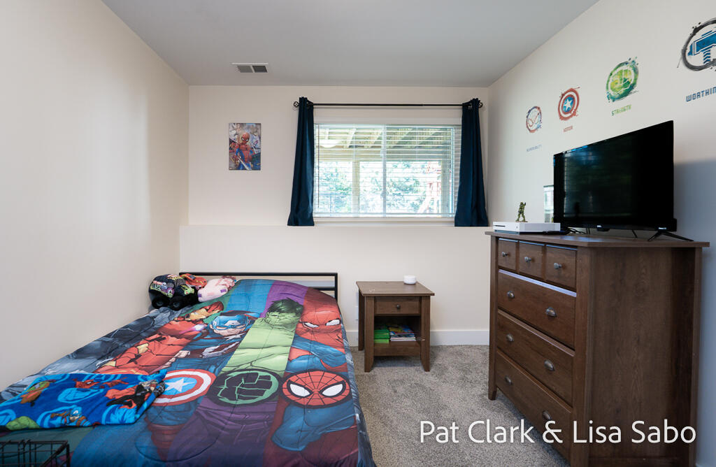 2426 Eagle Ridge Muskegon, MI 49444 - Photo 25 of 47 2426EagleRidge-41LoRes