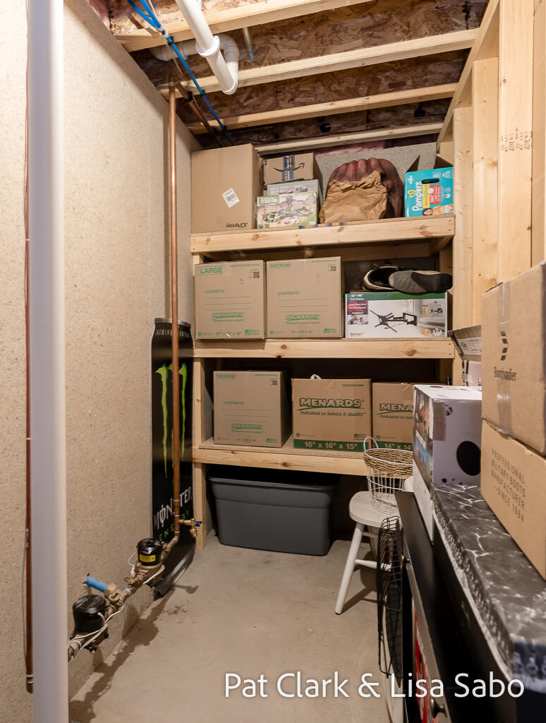 2426 Eagle Ridge Muskegon, MI 49444 - Photo 27 of 47 2426EagleRidge-45LoRes