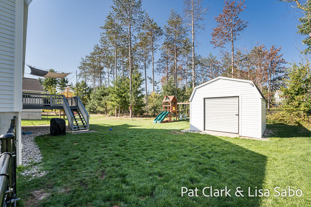 2426 Eagle Ridge Muskegon, MI 49444 - Photo 29 of 47 2426EagleRidge-8LoRes