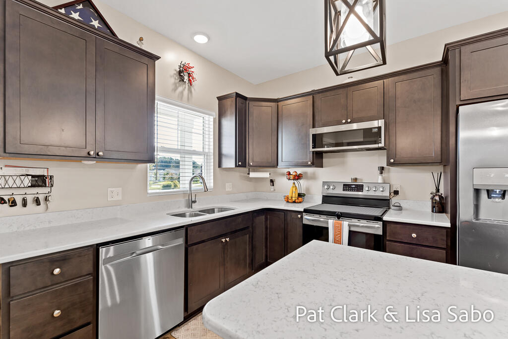 2426 Eagle Ridge Muskegon, MI 49444 - Photo 42 of 47 2426EagleRidge-22LoRes