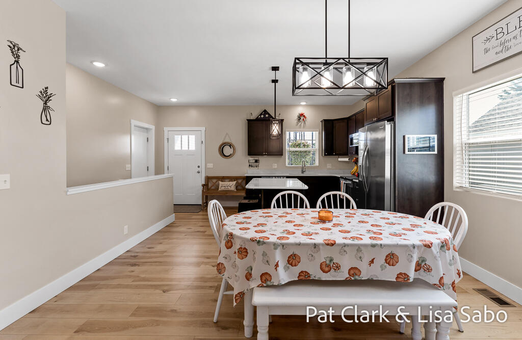 2426 Eagle Ridge Muskegon, MI 49444 - Photo 6 of 47 2426EagleRidge-25LoRes