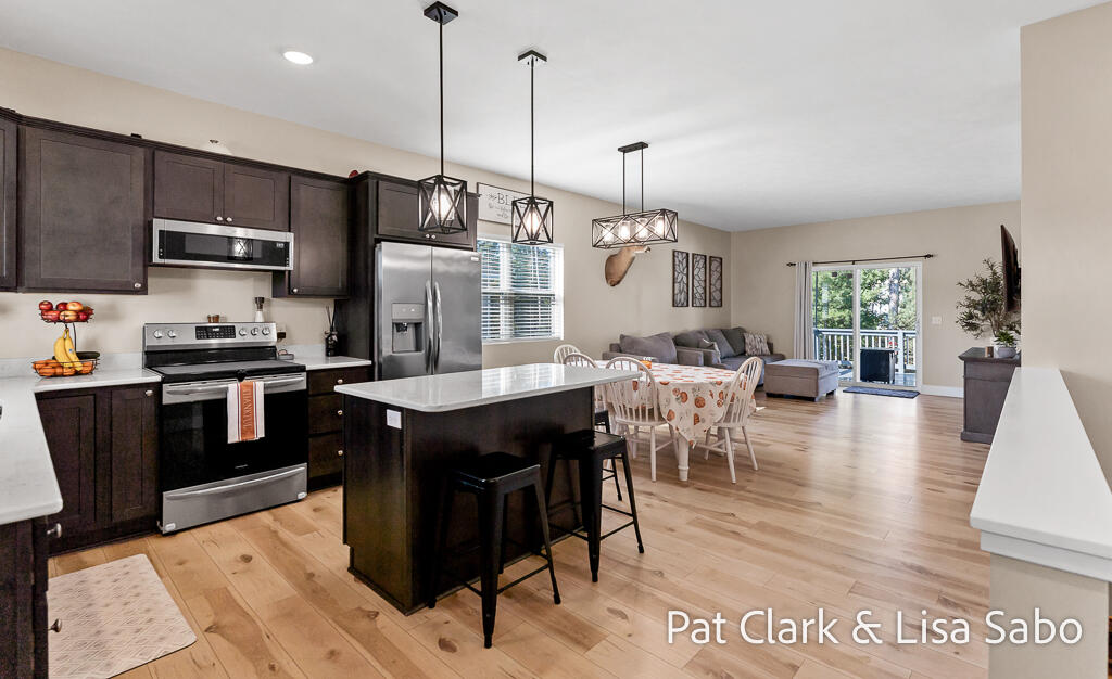 2426 Eagle Ridge Muskegon, MI 49444 - Photo 8 of 47 2426EagleRidge-17LoRes