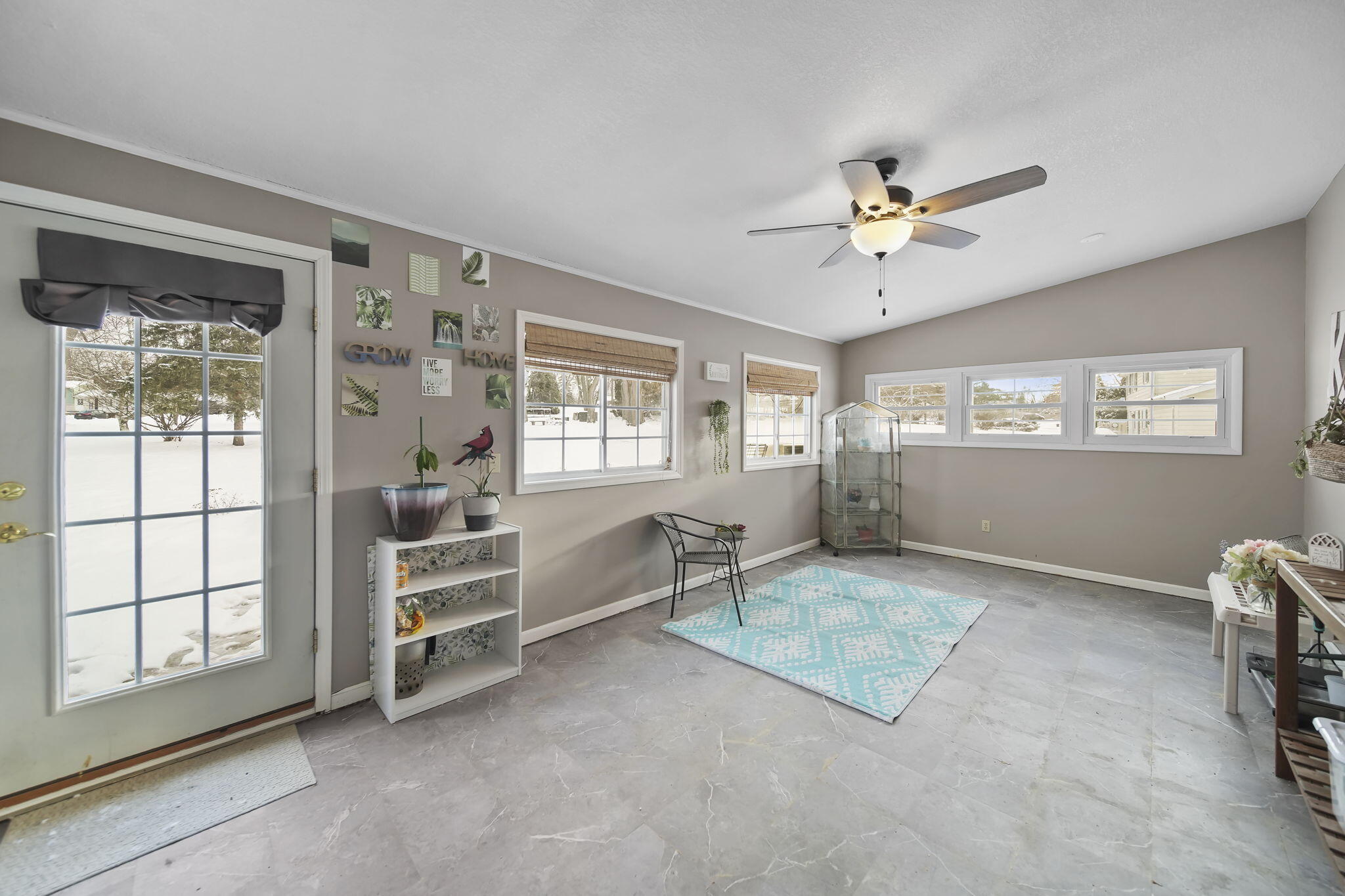 520 Meadowbrook Drive Adrian, MI 49221 - Photo 16 of 43 18-web-or-mls-DSC06284