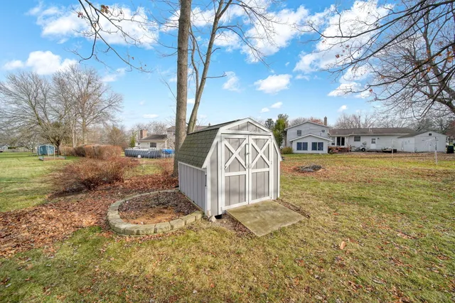 $374,900 | 520 Meadowbrook Drive, Adrian, MI 49221