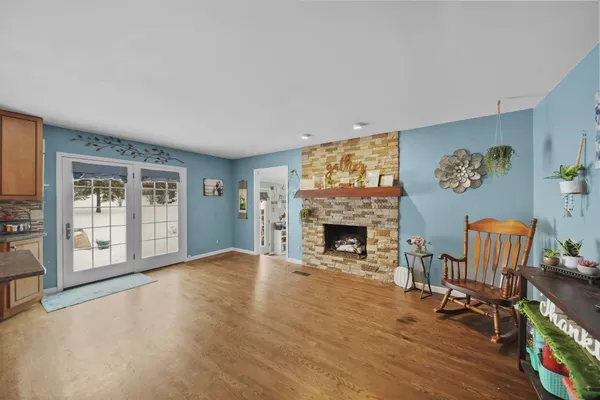 $359,900 | 520 Meadowbrook Drive, Adrian, MI 49221
