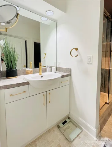 a view of a washer and dryer in a room