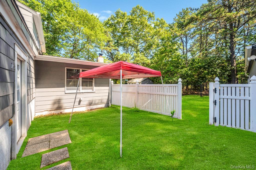 5 Panther Path Miller Place, NY 11764 - Photo 6 of 37 View of yard