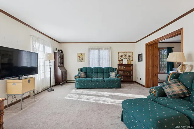 $639,000 | 686 Traver Road, Pleasant Valley, NY 12569