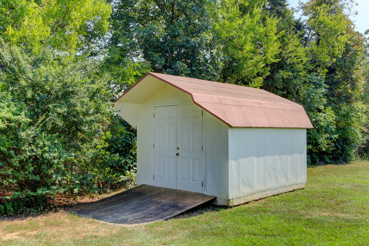 1600 Heaton Road Greenback, TN 37742 - Photo 33 of 35 + Perceptions (28)