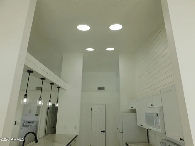 $640,000 | 901 East Stanford Avenue, Gilbert, AZ 85234