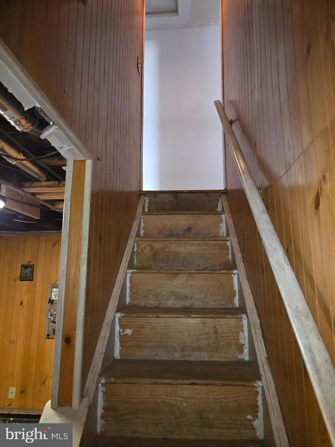 2996 Etlan Road Etlan, VA 22719 - Photo 14 of 24 a view of entryway