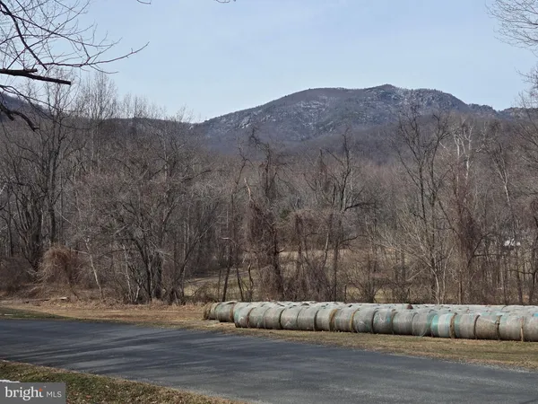 $275,000 | 2996 Etlan Road, Etlan, VA 22719