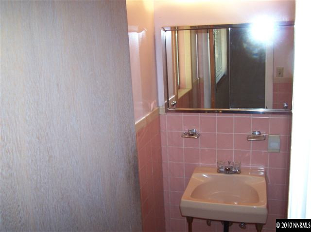 1830 Helena Avenue Reno, NV 89512 - Photo 7 of 9 Photo 7