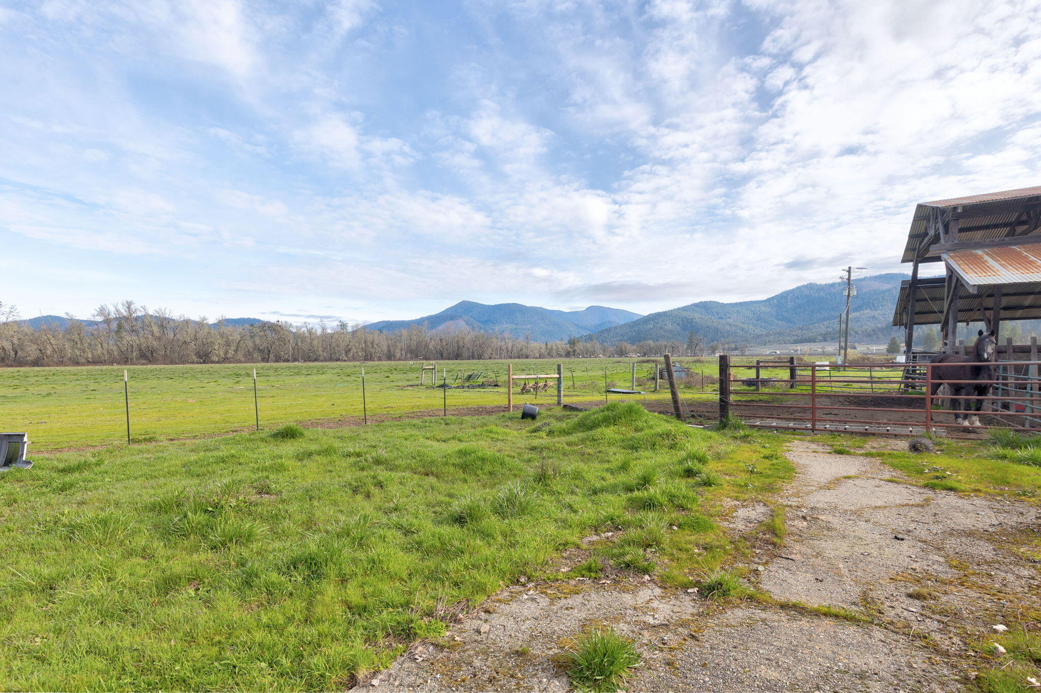 6795 Holland Loop Road Cave Junction, OR 97523 - Photo 36 of 57
