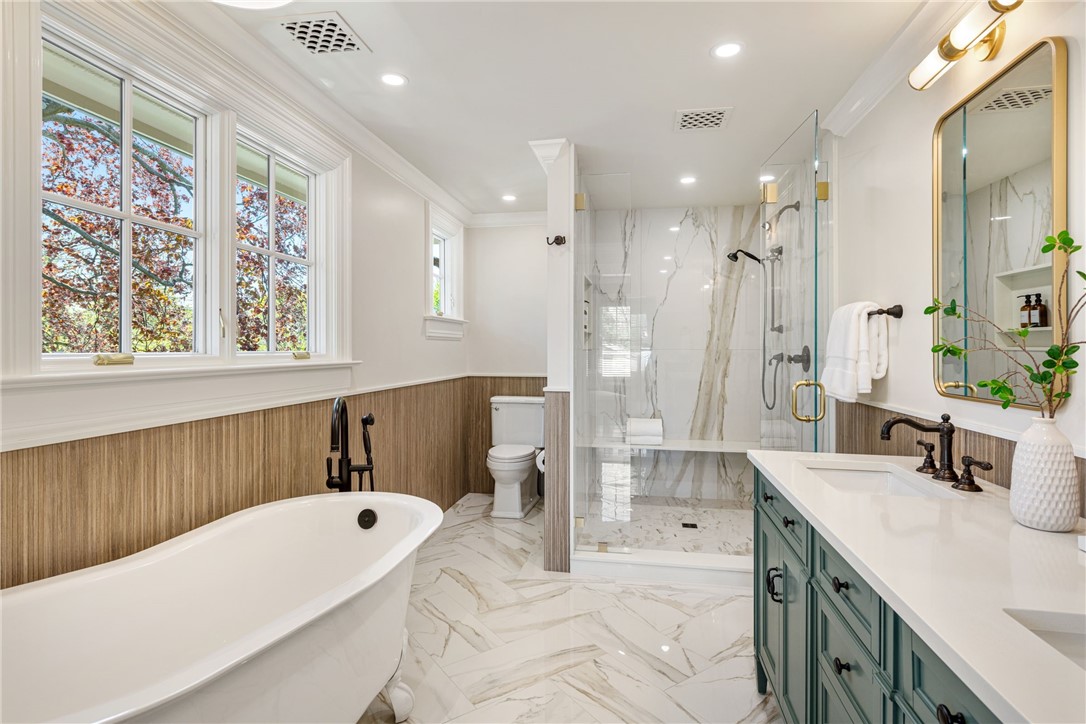 349 Wayland Avenue Providence, RI 02906 - Photo 32 of 50