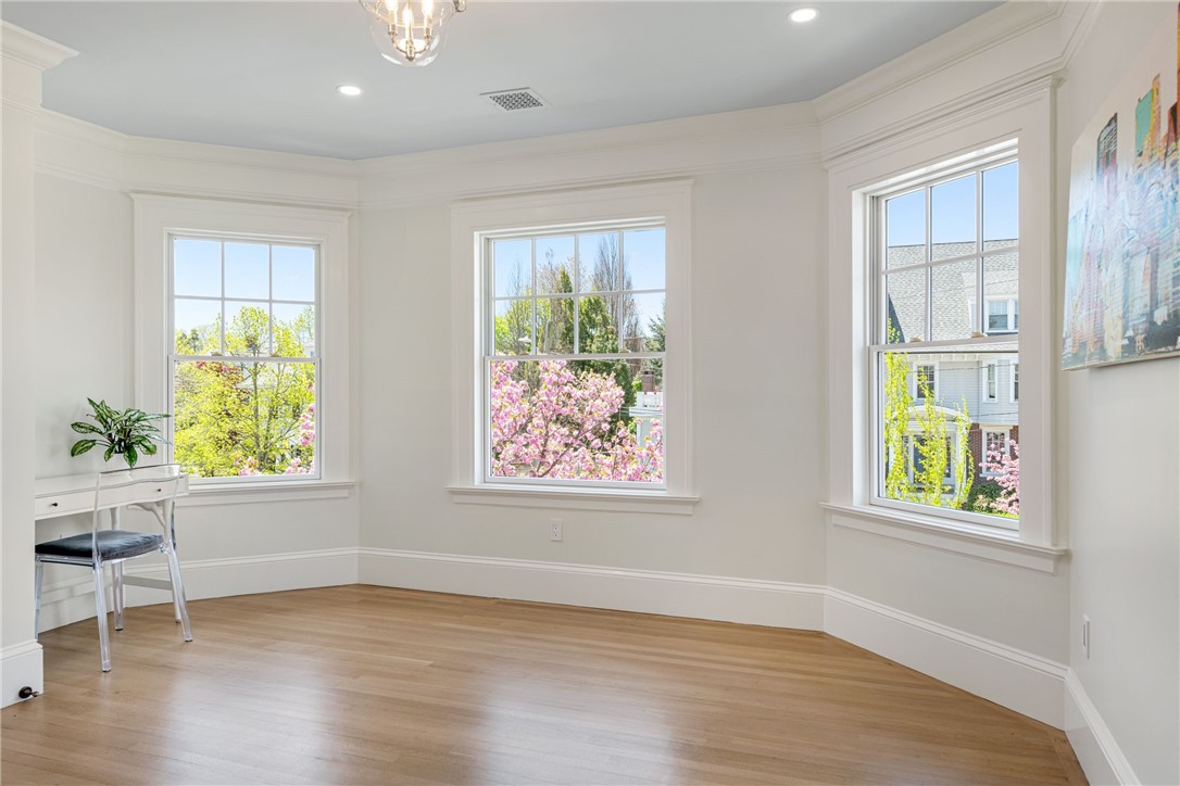 349 Wayland Avenue Providence, RI 02906 - Photo 34 of 50