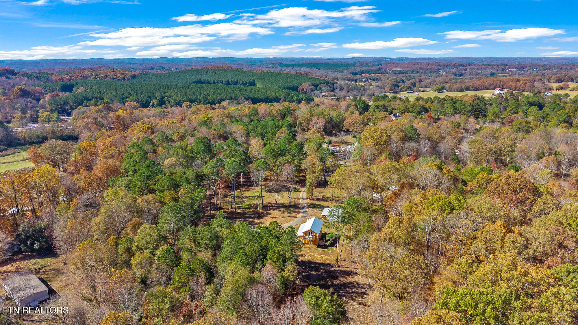 224 Sweeney Road Benton, TN 37307 - Photo 2 of 4 4 Sweeney -1 (2)