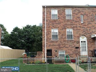12082 Abby Road Philadelphia, PA 19154 - Photo 1 of 12 Exterior Front