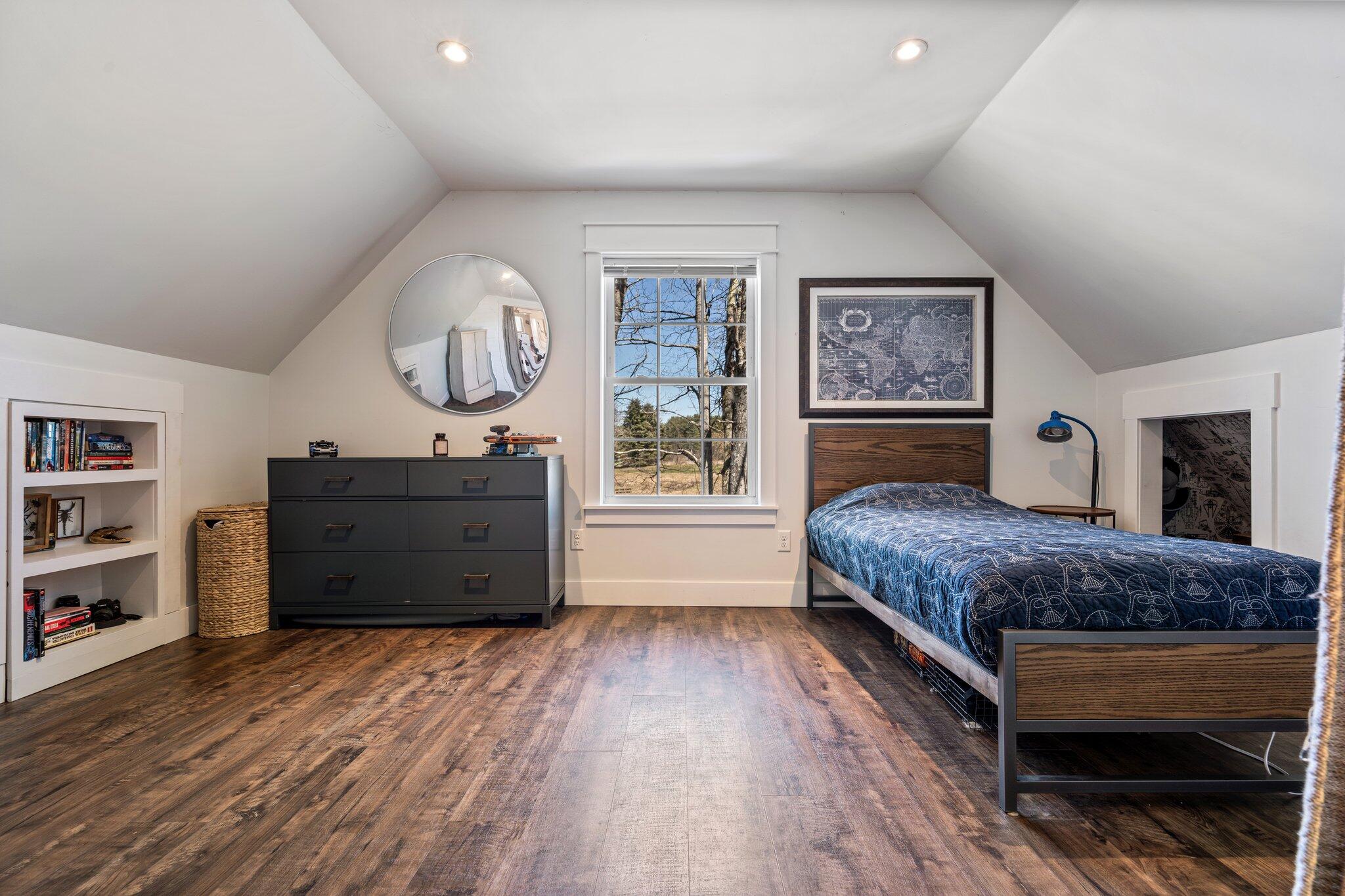85 Hallowell Road North Yarmouth, ME 04097 - Photo 51 of 76 Upstairs office or bedroom