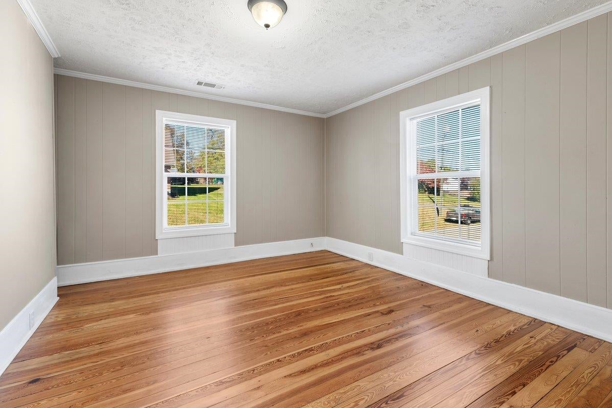 336 2nd Street Southwest Pulaski, VA 24301 - Photo 25 of 58 Gallery Image 25