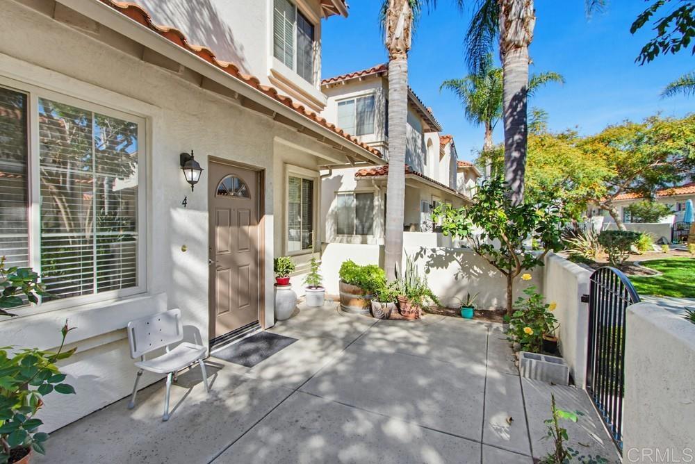 4002 Craven Road, Unit 4 Oceanside, CA 92057 - Photo 6 of 37 a view of a chair and table in the patio