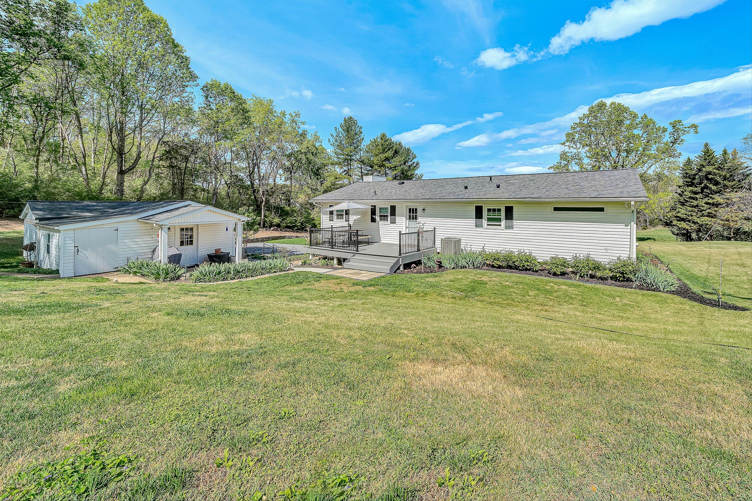 3994 Springwood Road Fincastle, VA 24090 - Photo 46 of 58 46-VM-02085