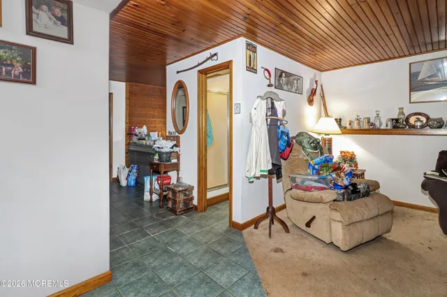 $1,500,000 | 170-174 West Millstream Road, Cream Ridge, NJ 08514