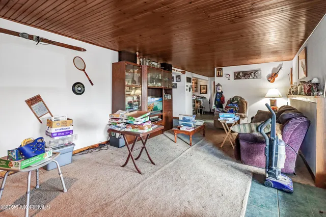 $1,500,000 | 170-174 West Millstream Road, Cream Ridge, NJ 08514