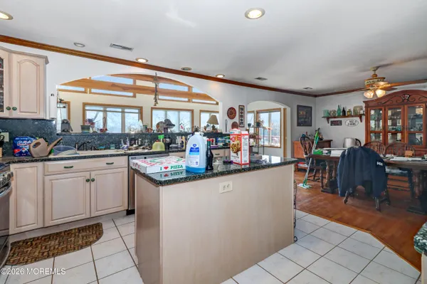 $1,450,000 | 170-174 West Millstream Road, Cream Ridge, NJ 08514