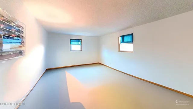 $1,500,000 | 170-174 West Millstream Road, Cream Ridge, NJ 08514