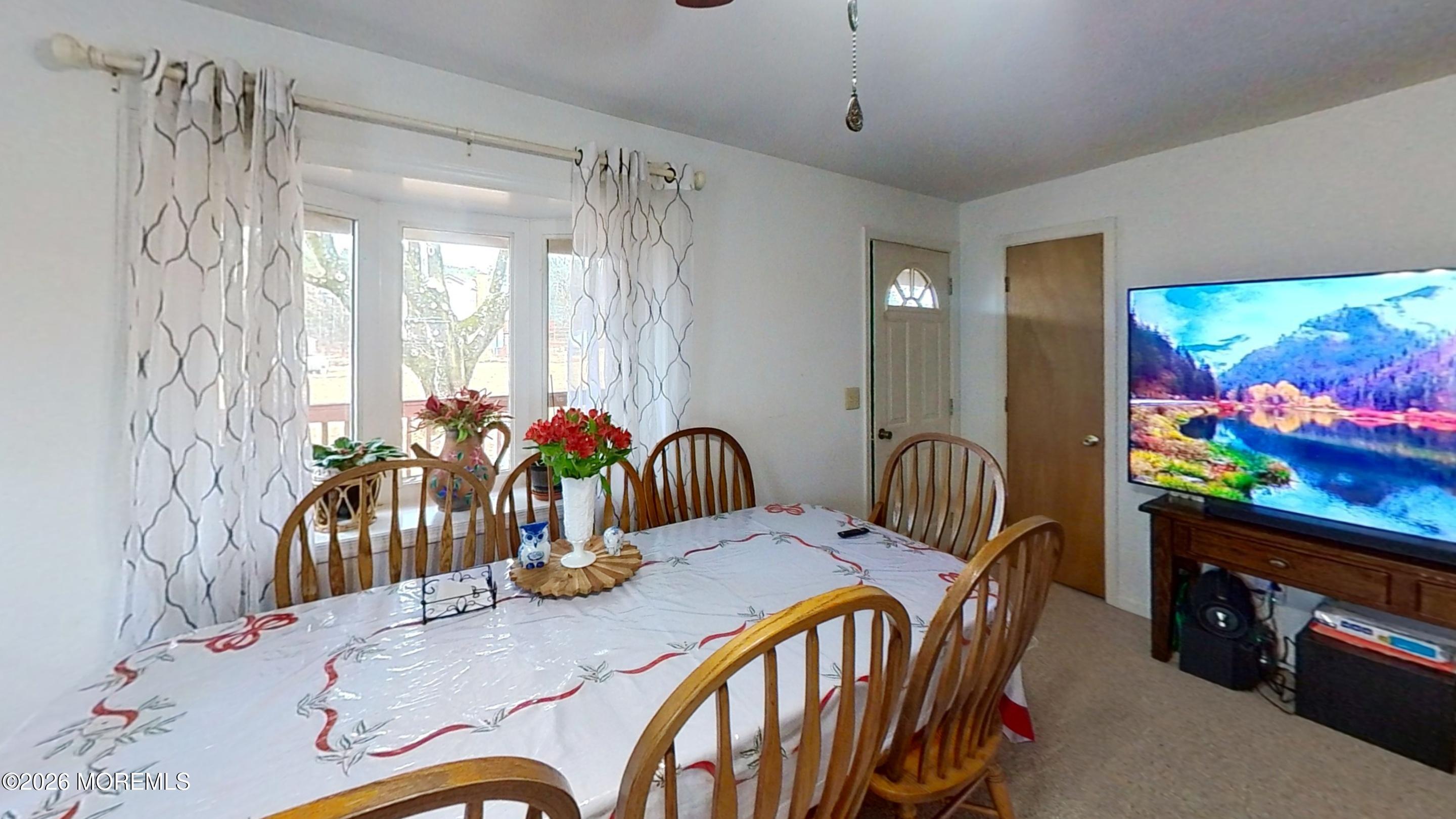 170-174 West Millstream Road Cream Ridge, NJ 08514 - Photo 86 of 105 174-W-Millstream-Rd-Cottage-Dining-Room
