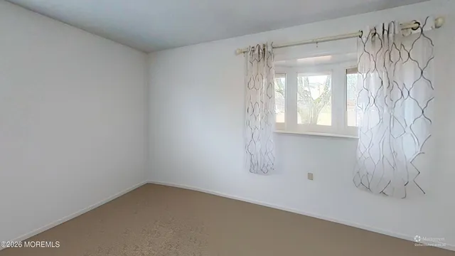 $1,500,000 | 170-174 West Millstream Road, Cream Ridge, NJ 08514