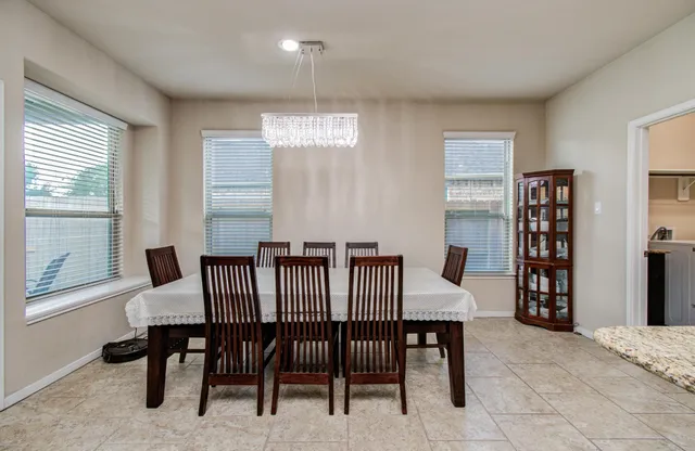 $519,000 | 10 Glade Park Drive, Missouri City, TX 77459