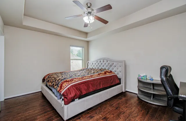 $519,000 | 10 Glade Park Drive, Missouri City, TX 77459