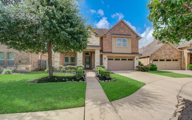 $519,000 | 10 Glade Park Drive, Missouri City, TX 77459