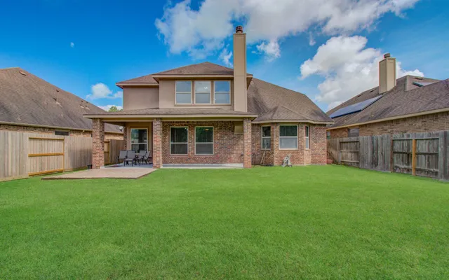 $519,000 | 10 Glade Park Drive, Missouri City, TX 77459