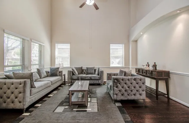 $519,000 | 10 Glade Park Drive, Missouri City, TX 77459