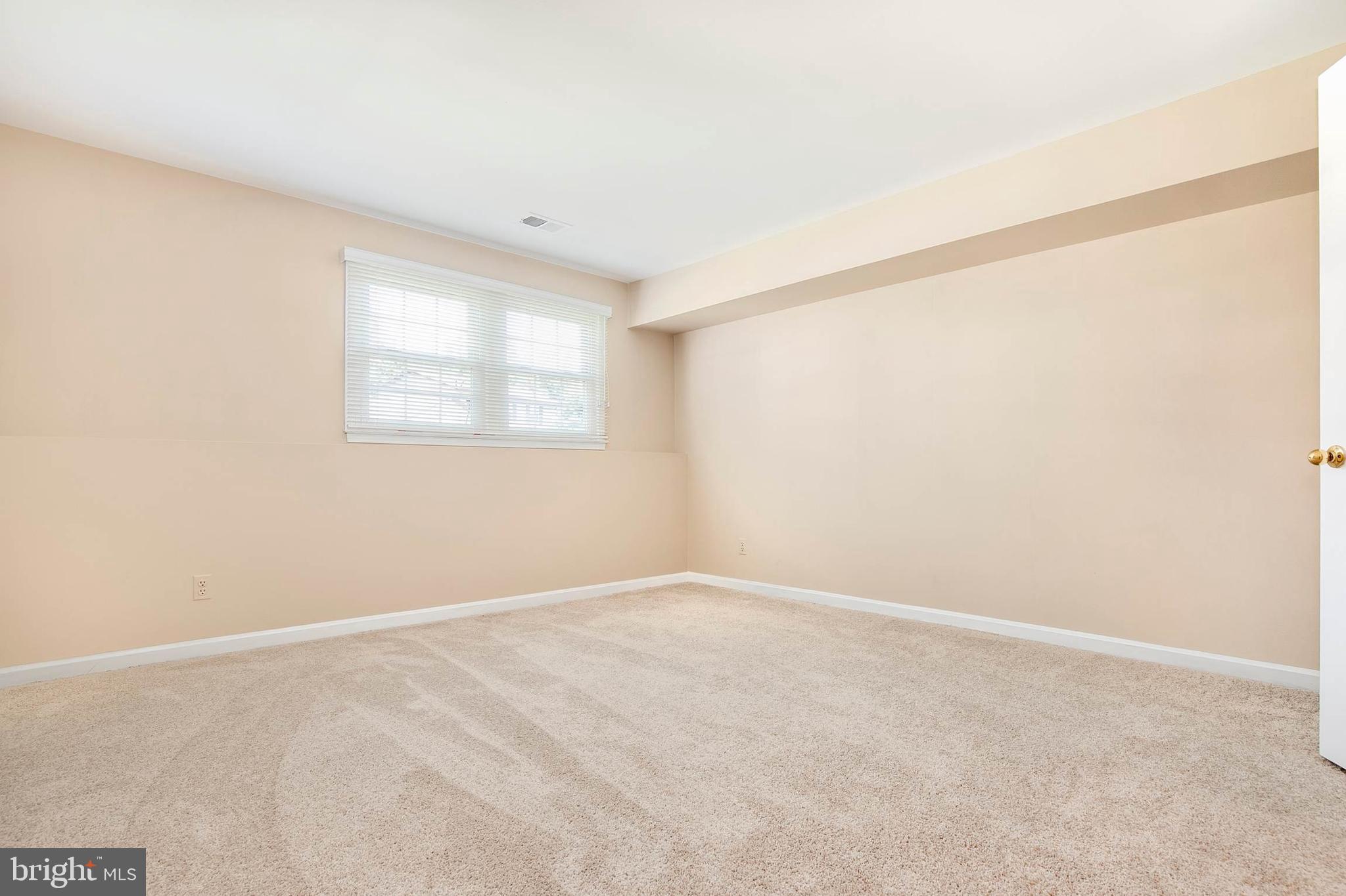 7008 Spur Road Springfield, VA 22153 - Photo 26 of 34
