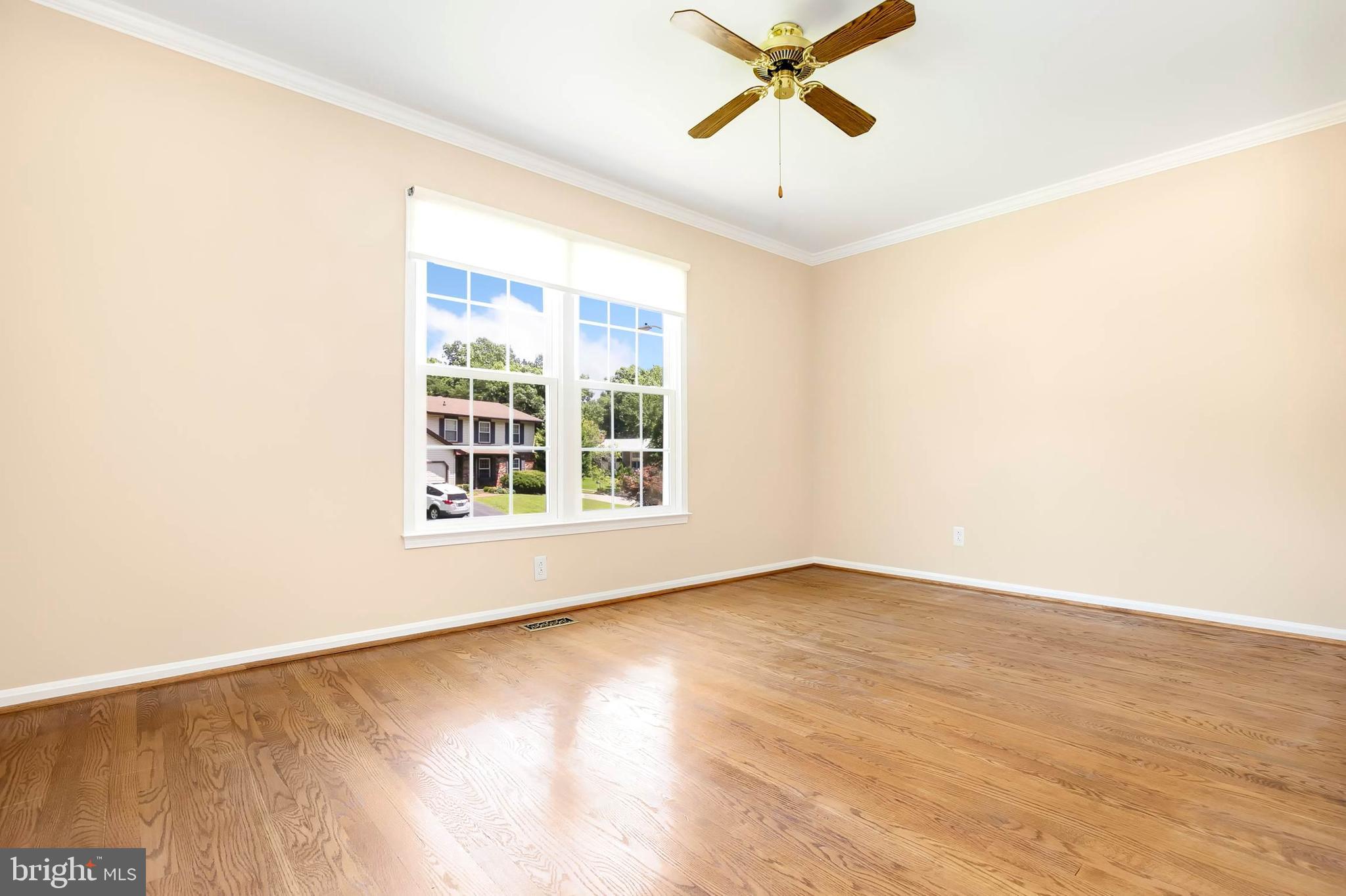 7008 Spur Road Springfield, VA 22153 - Photo 5 of 34