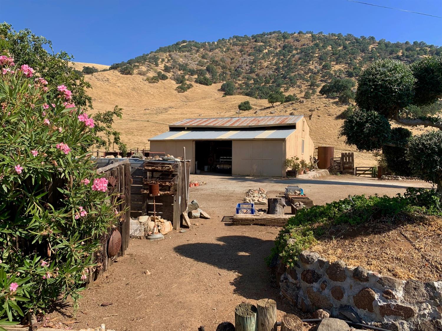 28158 Thermal Road Sanger, CA 93657 - Photo 26 of 35 Gallery Image 26