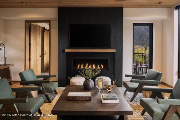 $2,895,000 | 14195 Weiskopf Way, Unit 334, Jackson, WY 83001