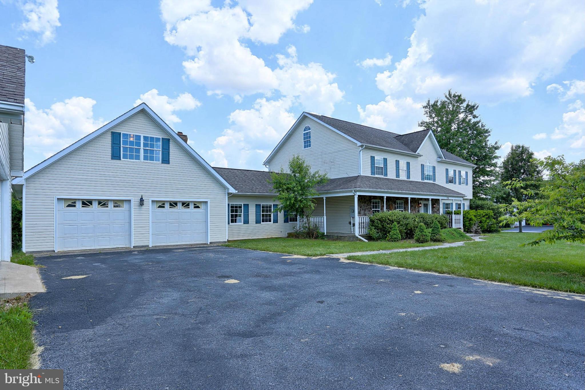 724 Pheasant Hill Road Summit Point, WV 25446 - Photo 1 of 30 Exterior (Front)