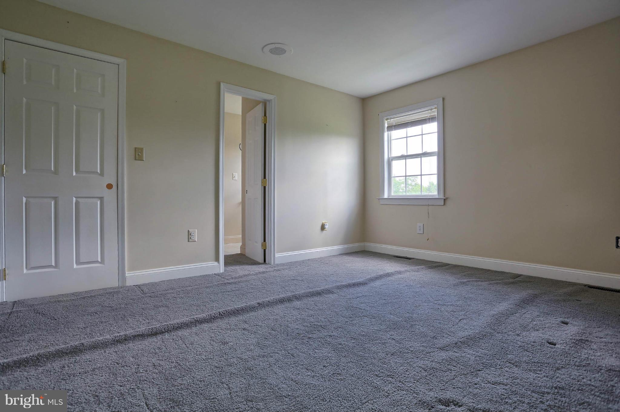 724 Pheasant Hill Road Summit Point, WV 25446 - Photo 22 of 30 Bedroom (Master)
